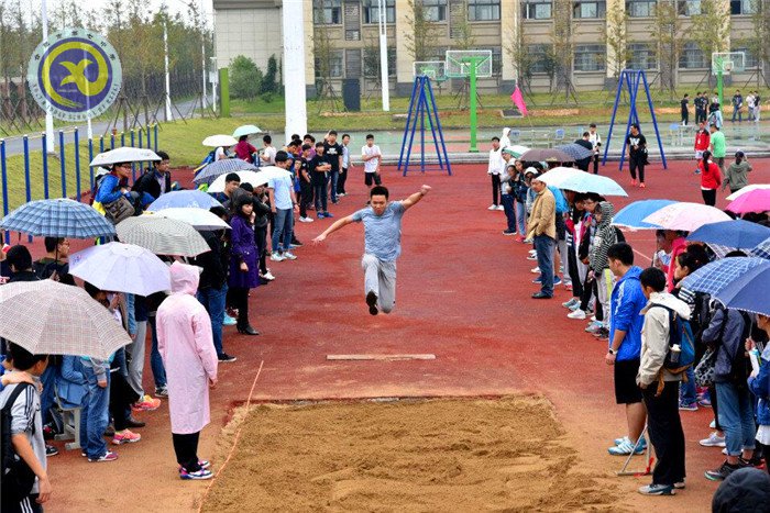 弘揚運動精神  彰顯青春風采(圖21)