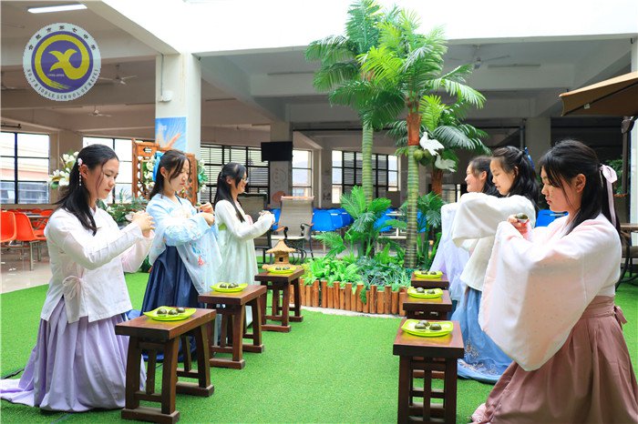 帖詠寒食深味清明  多彩校本禮儀興邦(圖8)